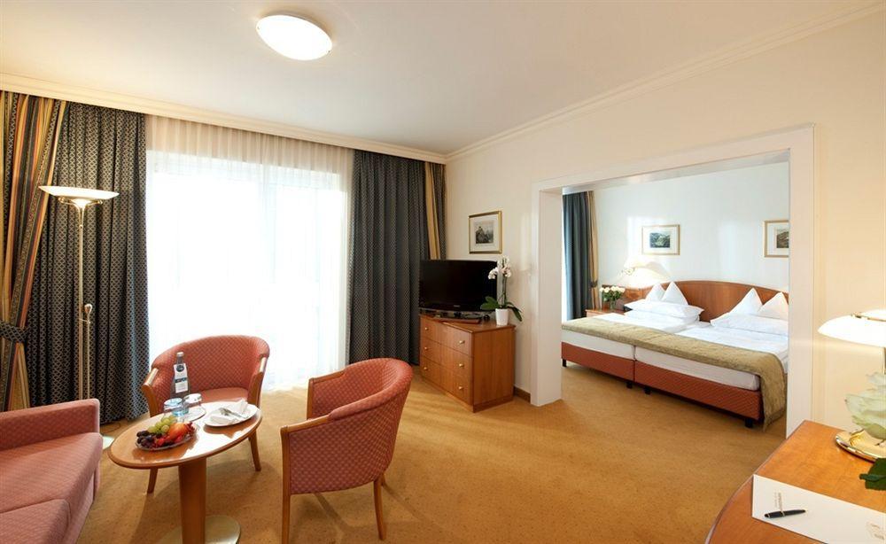 Hotel Warmbaderhof Villach Zewnętrze zdjęcie